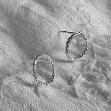 Load image into Gallery viewer, Silver Round Stud Earrings