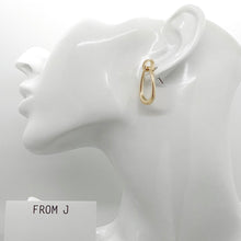 Load image into Gallery viewer, Two gold hoops