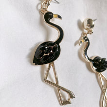 Load image into Gallery viewer, Fly the Mingo