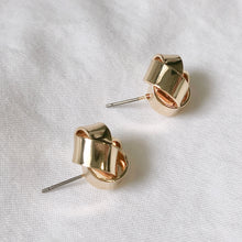 Load image into Gallery viewer, Golden Bouquet