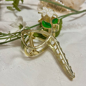 White Lily Hair Claw