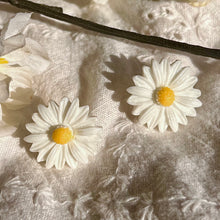 Load image into Gallery viewer, White English Daisy Earrings
