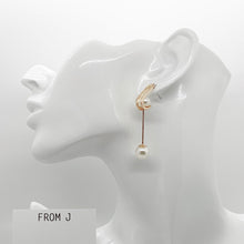 Load image into Gallery viewer, Rose Gold Pearl Drop Earrings
