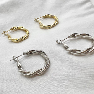 Twisted Hoop Earrings - Silver 925